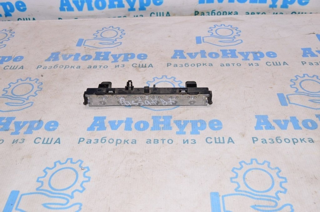 Стоп сигнал VW Passat b7 USA