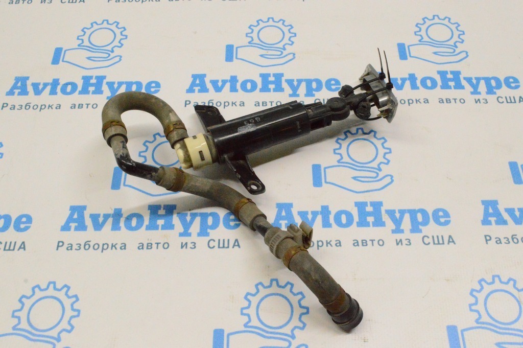 Стойка амортизатора в сборе перед лев Ford Fiesta 11-19 (02)