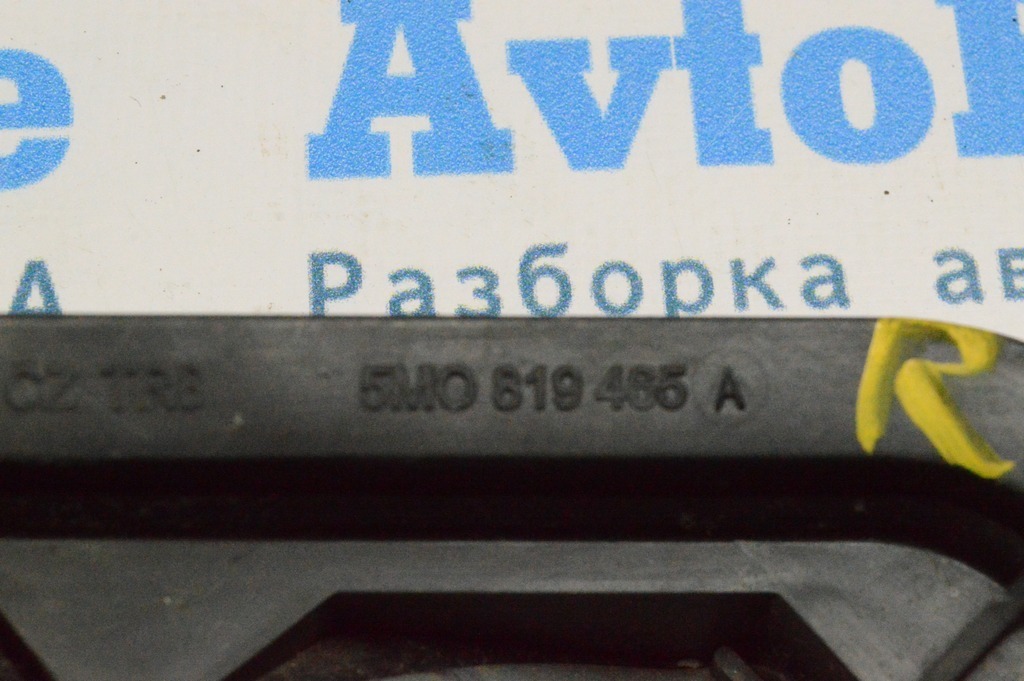 Стойка амортизатора в сборе перед лев Ford Focus mk3 11-18 (06)