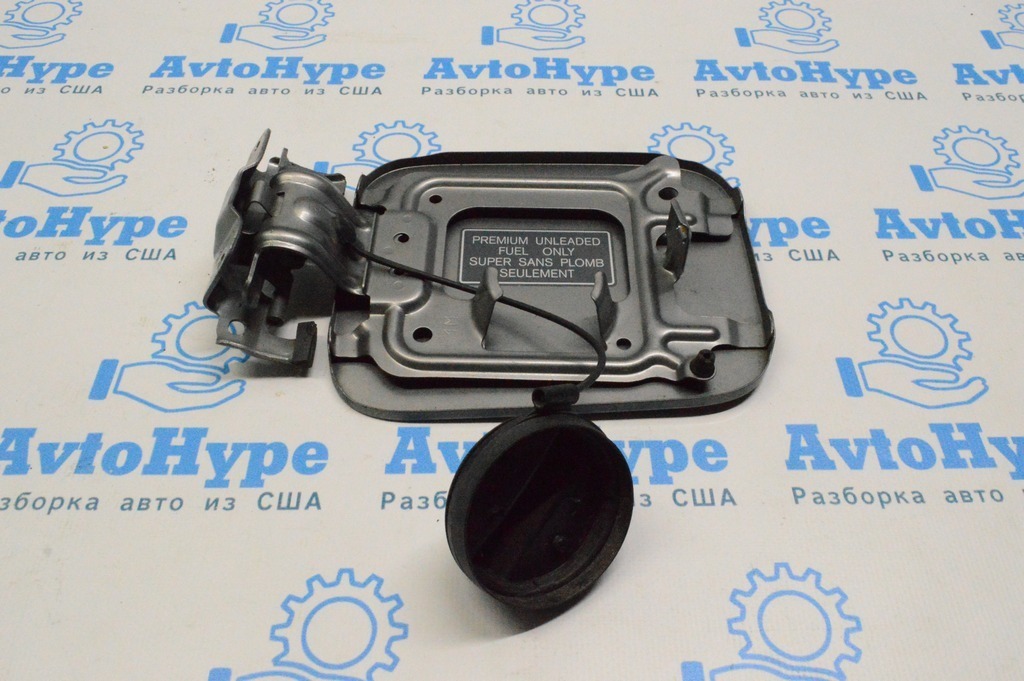 Стойка амортизатора в сборе перед лев Nissan Rogue 14- (02)