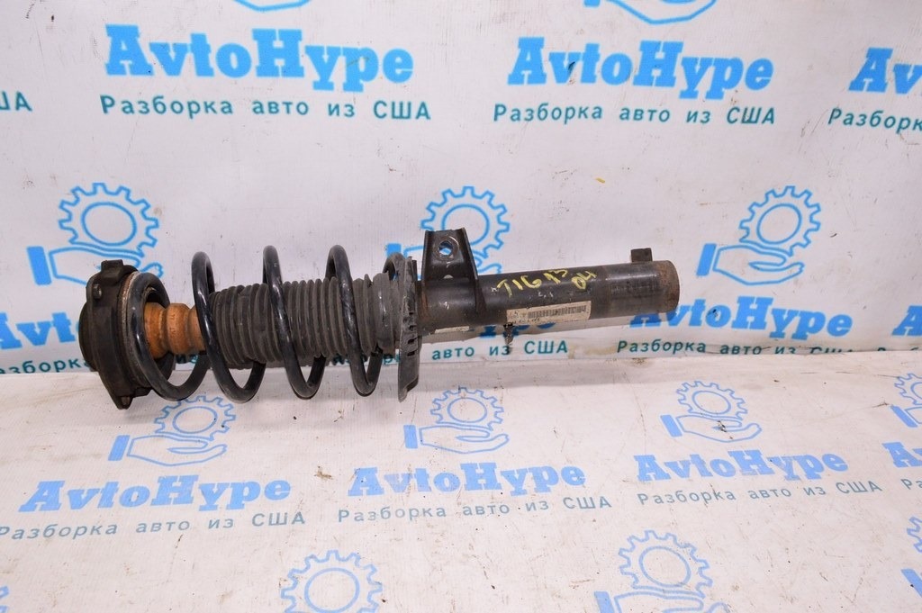 Стойка амортизатора в сборе перед лев VW Tiguan 09-17 (04)