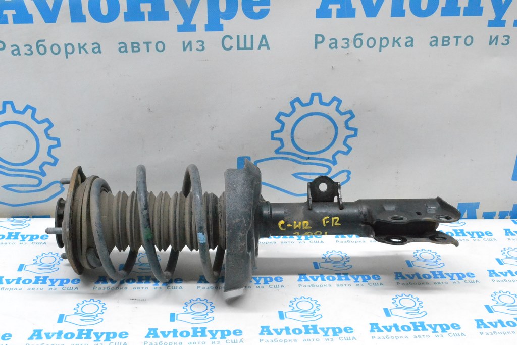 Стойка амортизатора в сборе перед прав Toyota C-HR 18-23 (01)