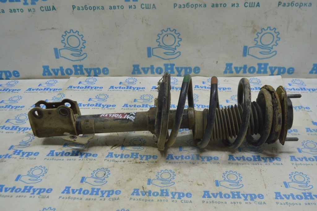 Стойка амортизатора в сборе передняя правая Lexus RX450h 10-15 (02)