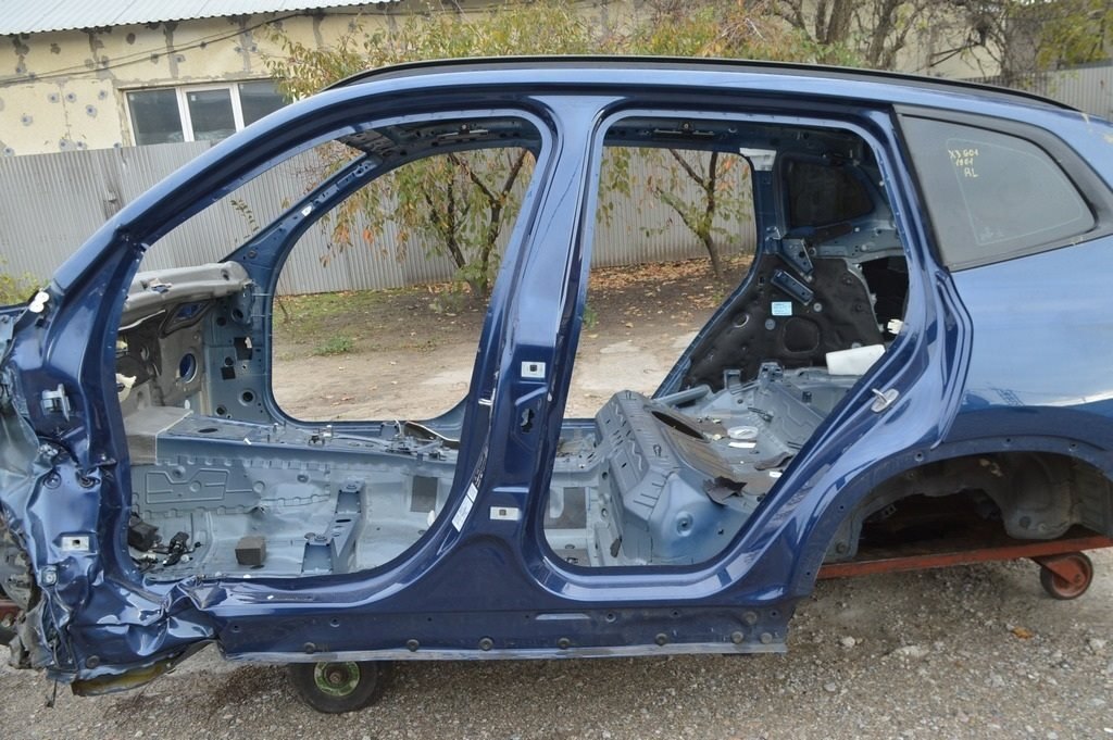 Стойка кузова центральная левая BMW X3 G01 18- на кузове (01) цвет phytonic-blau metallic