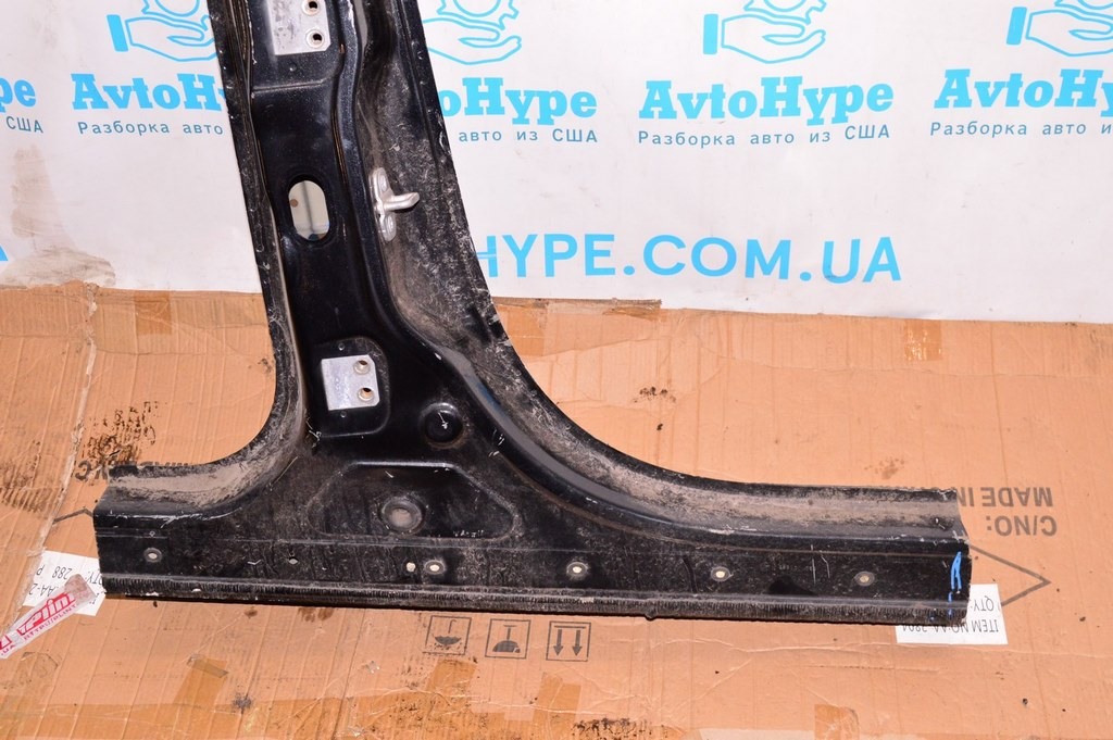 Стойка кузовная центральная правая Jeep Cherokee KL 14- черная,цвет PXR (04) — фото 2