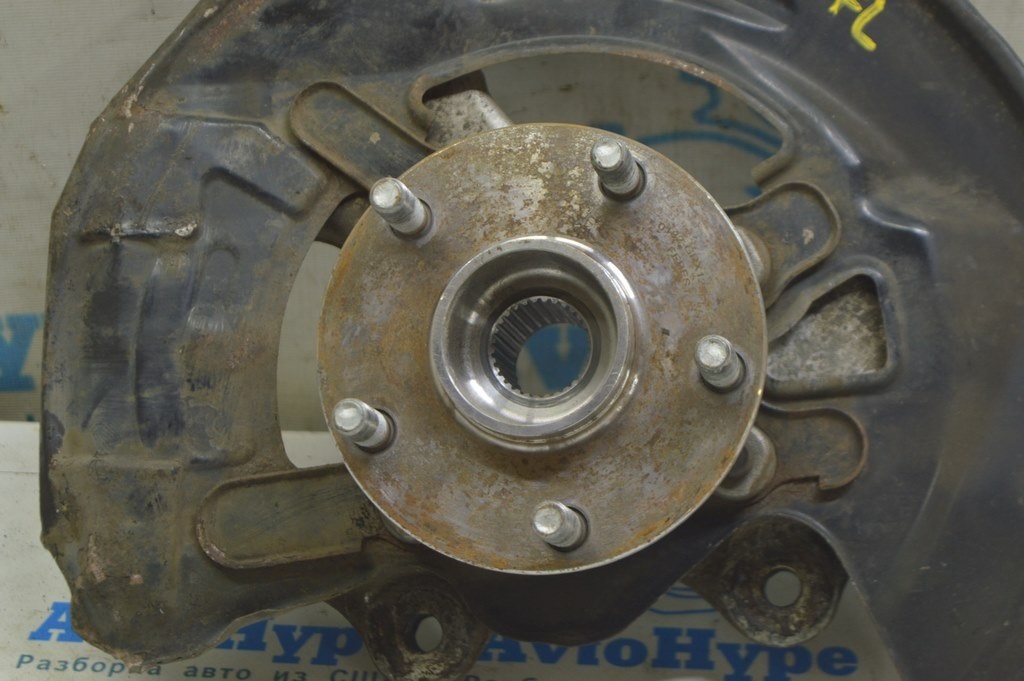 Ступица передняя левая Lexus GS300 GS350 GS430 06-11 awd (02)