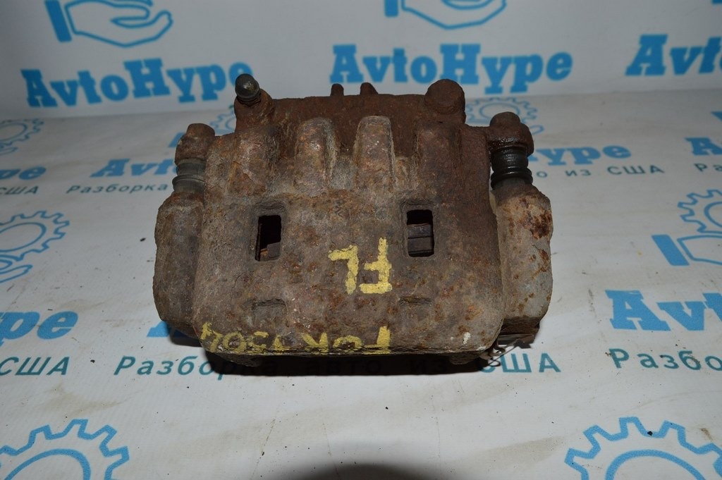Суппорт перед лев Subaru Forester 14-18 SJ