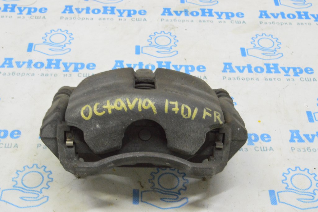 Суппорт перед прав Skoda Octavia III A7 13-20