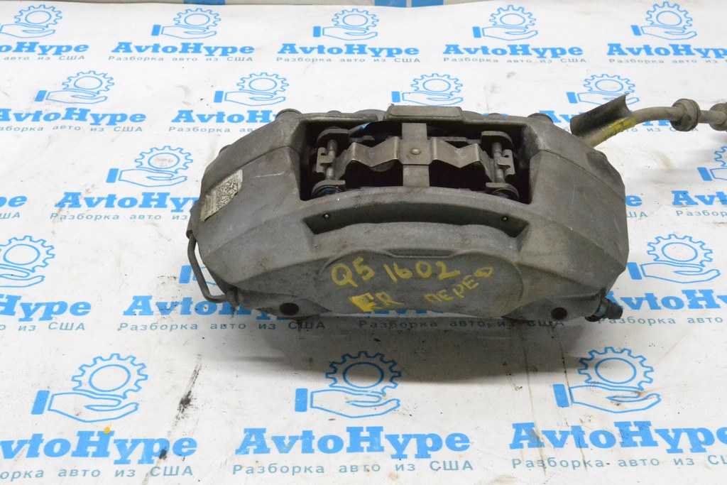 Суппорт в сборе передний правый Audi Q5 8R 15-17 4 поршня, 320мм (02) 8r0615106BN