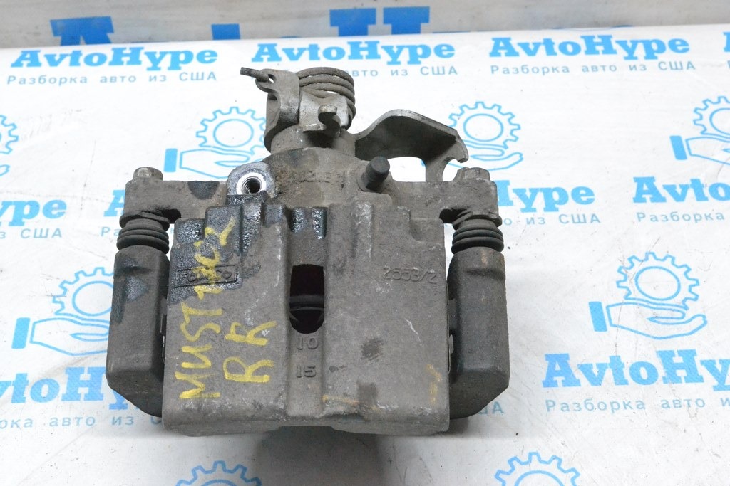 Суппорт в сборе задний правый Ford Mustang mk6 15-23 (02)
