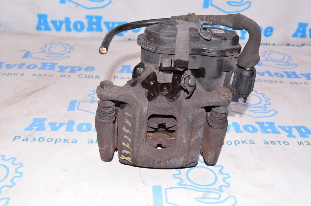 Суппорт зад лев BMW X3 F25 11-17 (01)
