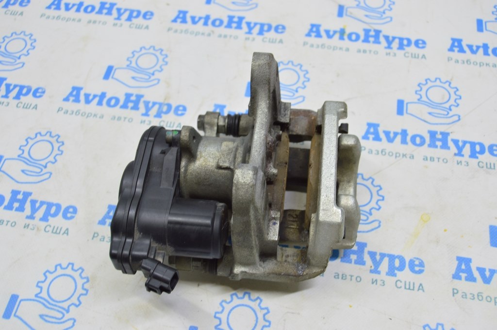 Суппорт зад лев Lexus RX 350/350h/500h 23-  с актуатором 46310-0A010 — фото 3