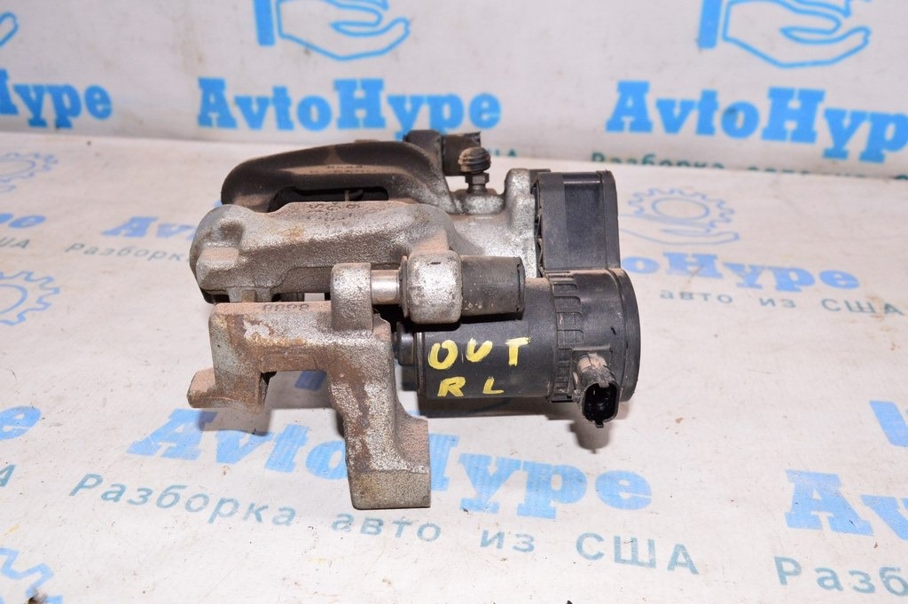 Суппорт зад лев Subaru Outback 15-19