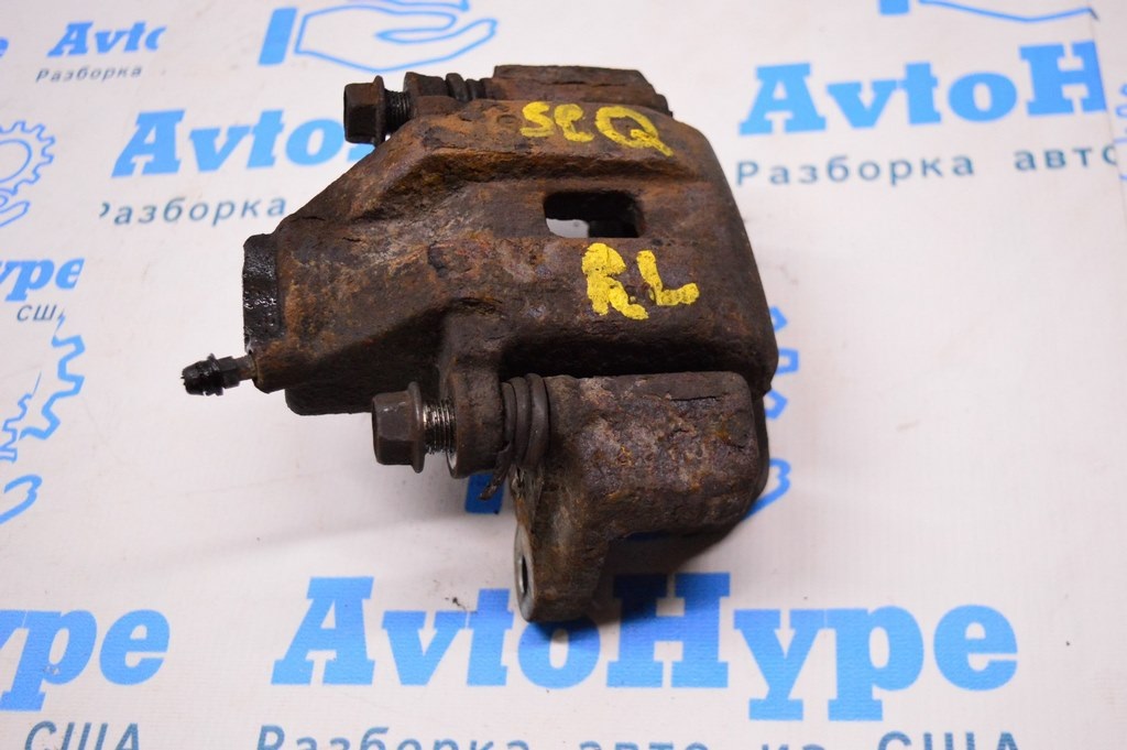 Суппорт зад лев Toyota Sequoia 2008-2022