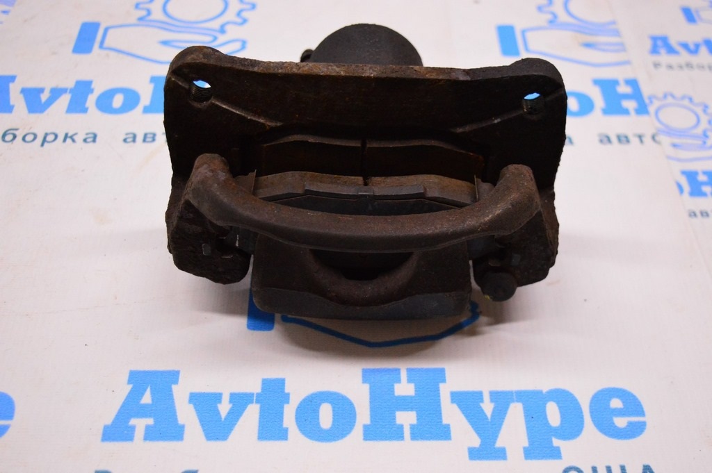 Суппорт зад прав Toyota Sequoia 2008-2022