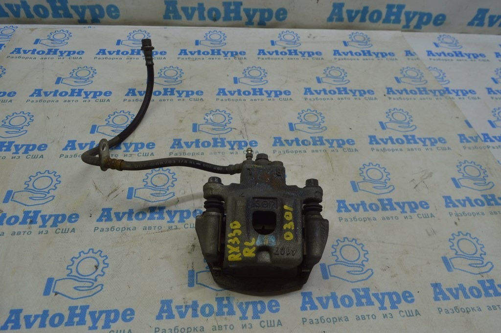 Суппорт задний левый Lexus RX300 RX330 RX350 RX400H 04-09 (01) пробег 32к идеал с колодками