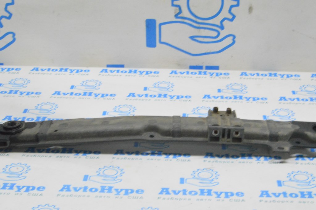 Телевизор панель радиатора Hyundai Sonata 11-15 2.0Т (02) без верхней и планки замка, дефект — фото 2