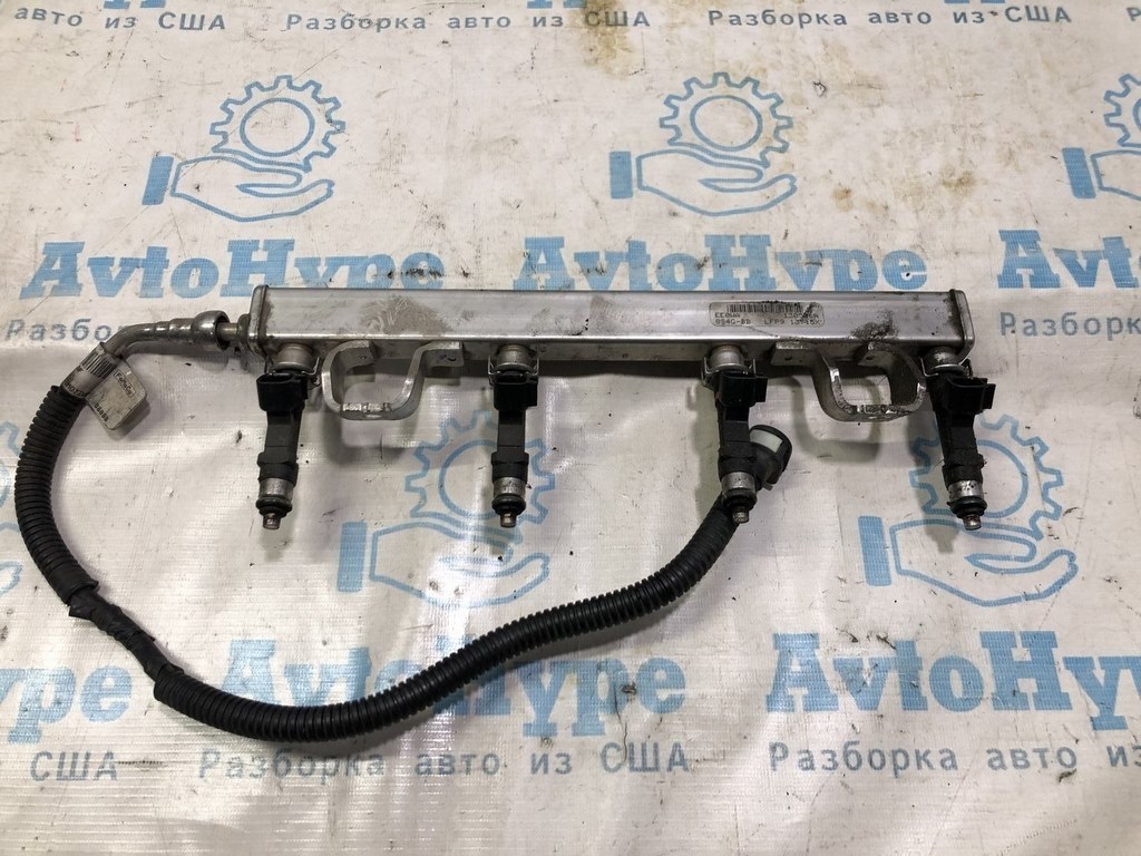 Топливная рейка Ford C-max MK2 13- (02) — фото 3