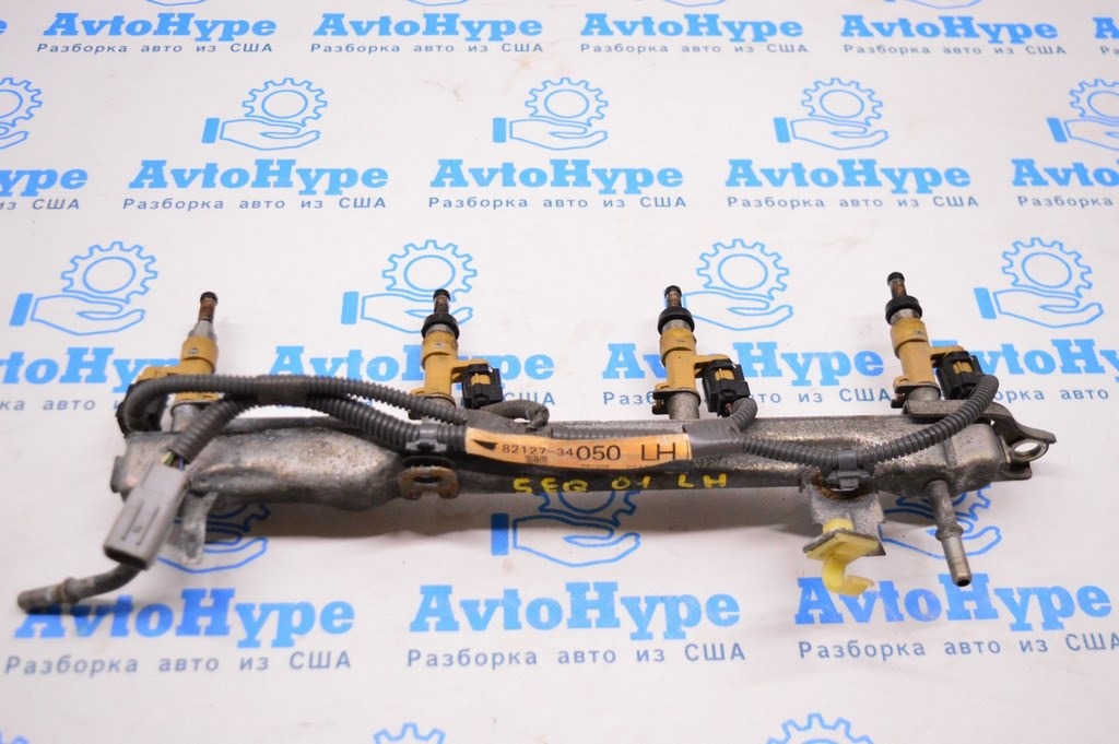 Топливная рейка лев Toyota Sequoia 2008-2022