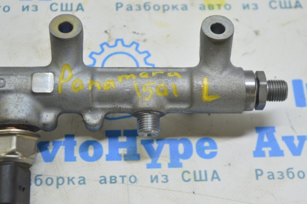 Топливная рейка левая Porsche Panamera 10-16 3.0d с датчиком 059130089BT — фото 2