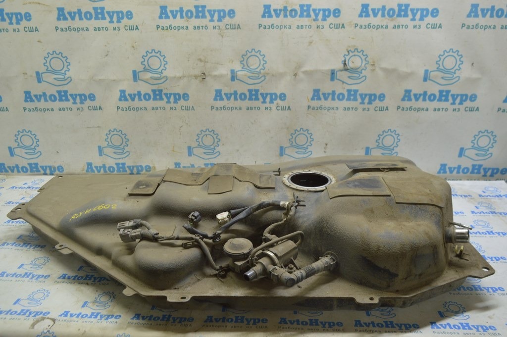 Топливный бак Lexus RX400h 06-09