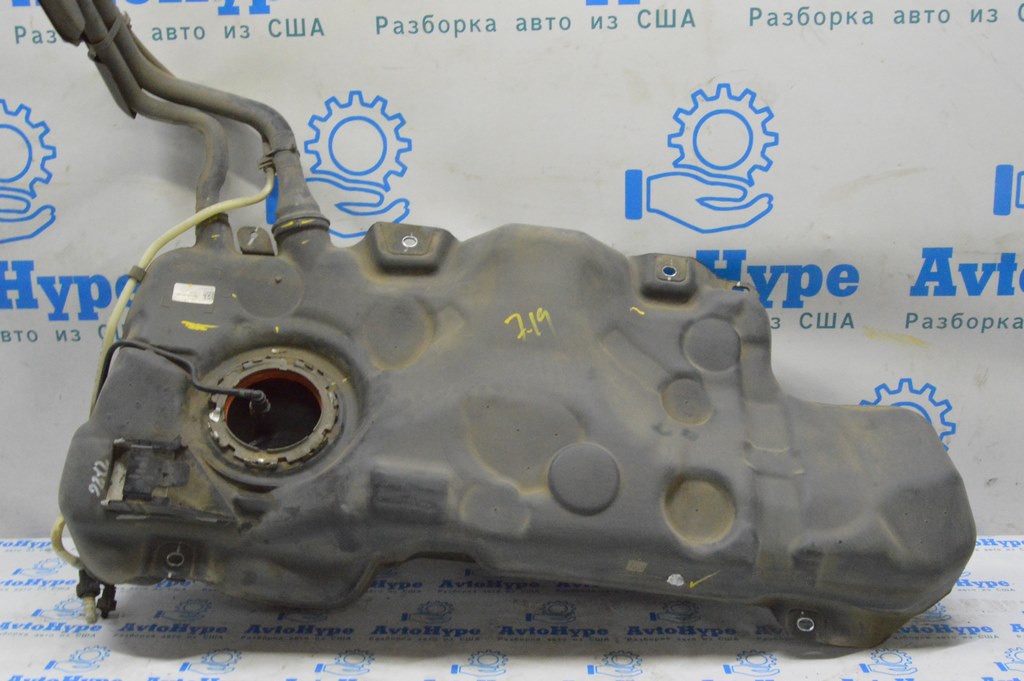 Топливный бак VW Jetta 19-