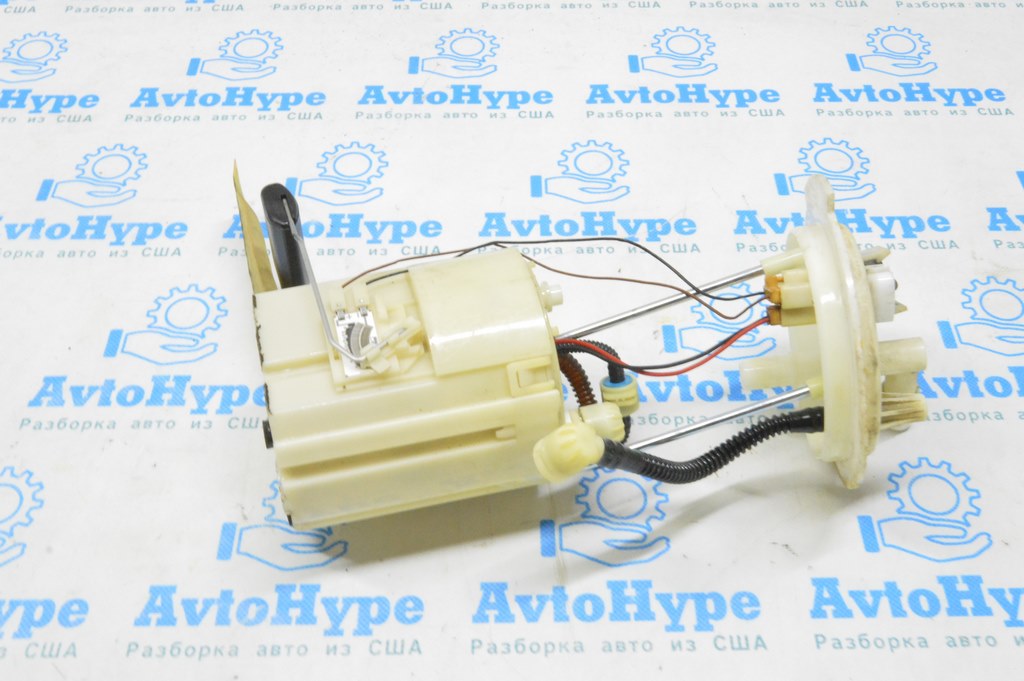 Топливный насос бензонасос Hyundai Sonata 11-15 2.0Т