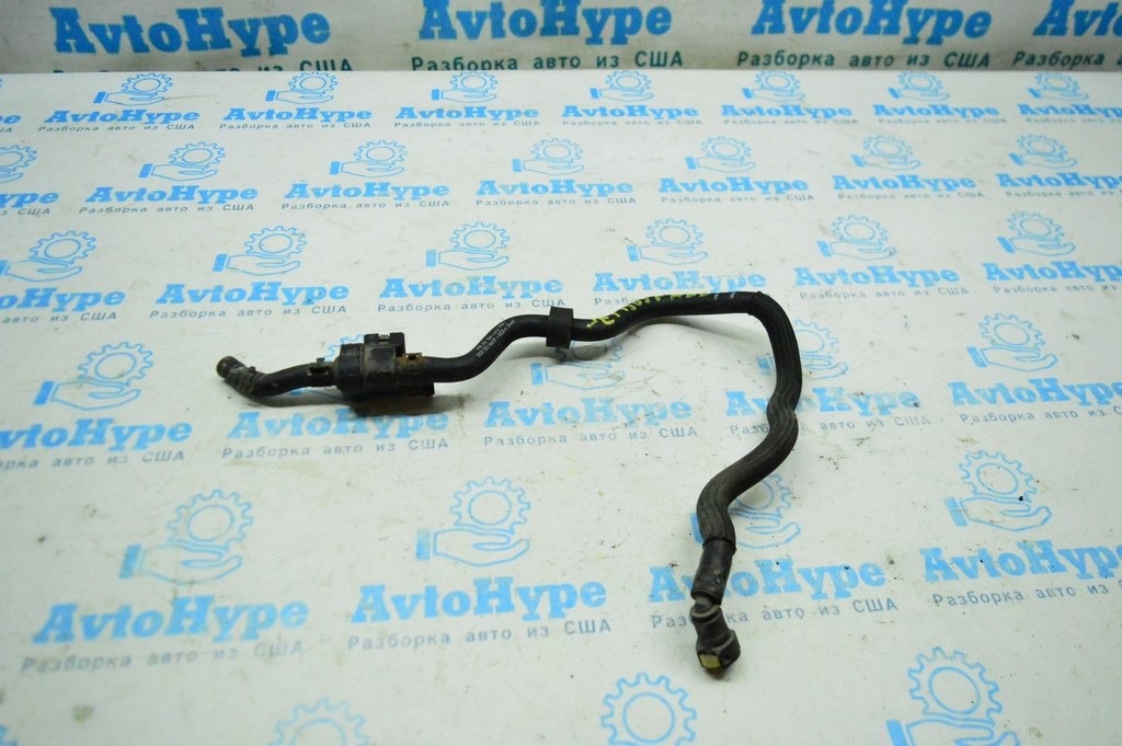 Топливный патрубок VW Jetta 11-18 USA (01)