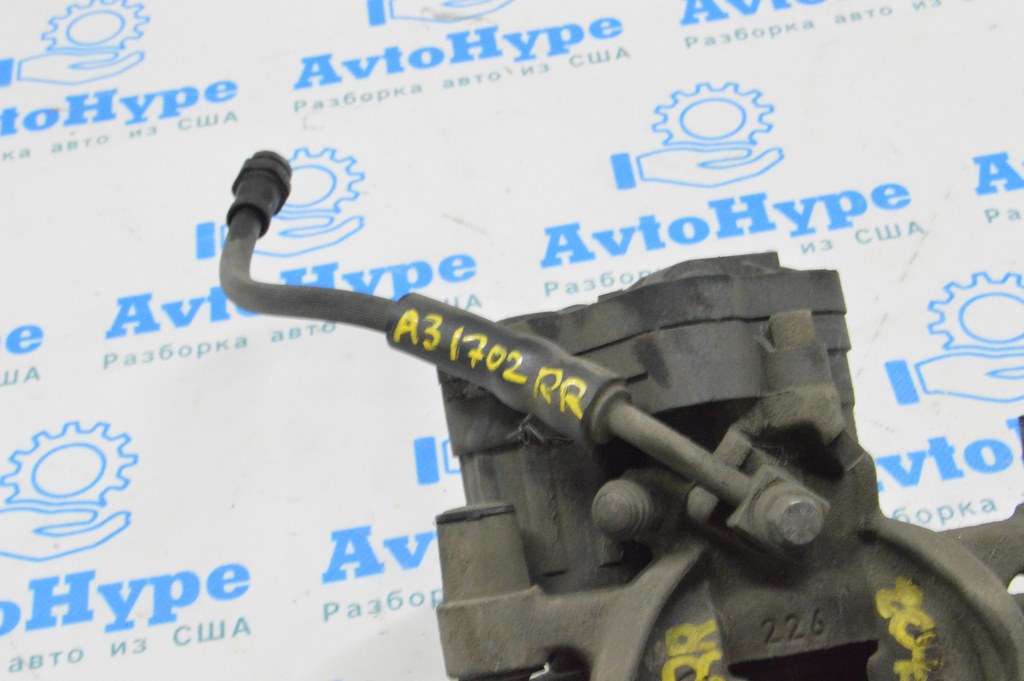 Тормозной шланг задний правый Audi A3 8V 15-20