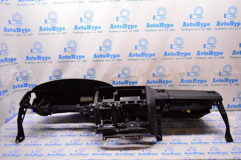 Торпедо (голая) Toyota Sequoia 2008-2022 (01)