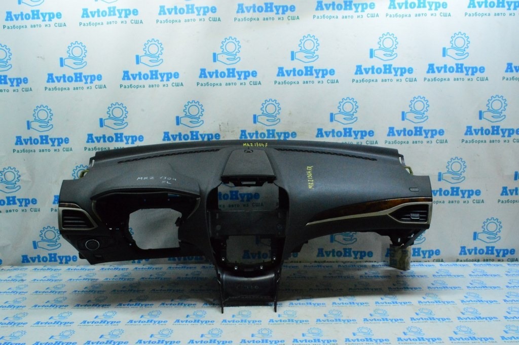 Торпедо передняя панель голая Lincoln MKZ 13- (04) без AIRBAG