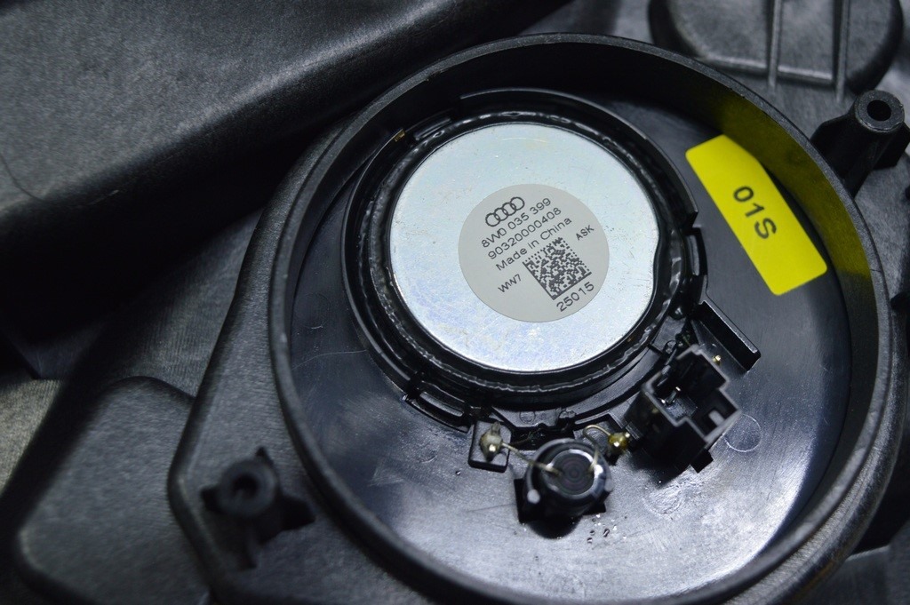 Торпедо передняя панель с AIRBAG Audi A4 B9 17- черная, без проекции, с пищалками (01) — фото 3