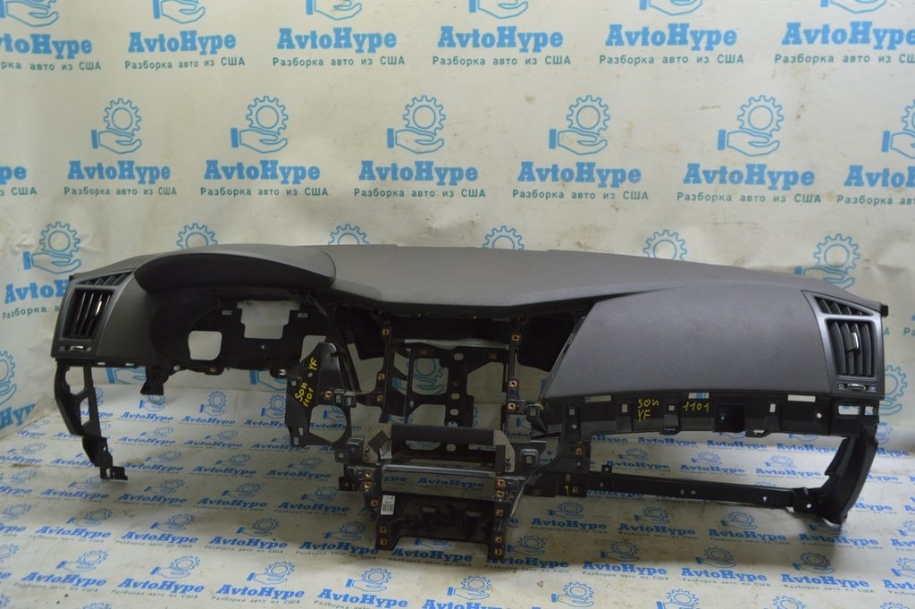 Торпедо передняя панель с AIRBAG Hyundai Sonata 11-15 черная (01)