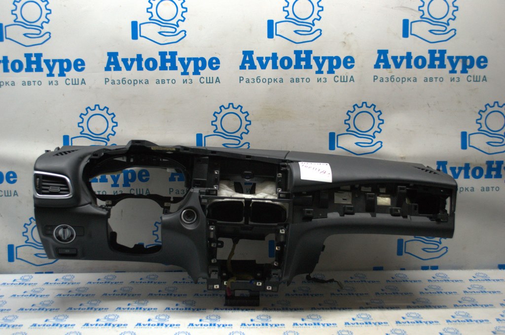 Торпедо передняя панель с AIRBAG Infiniti QX30 17-19 (03) черн, с динамиком Bose