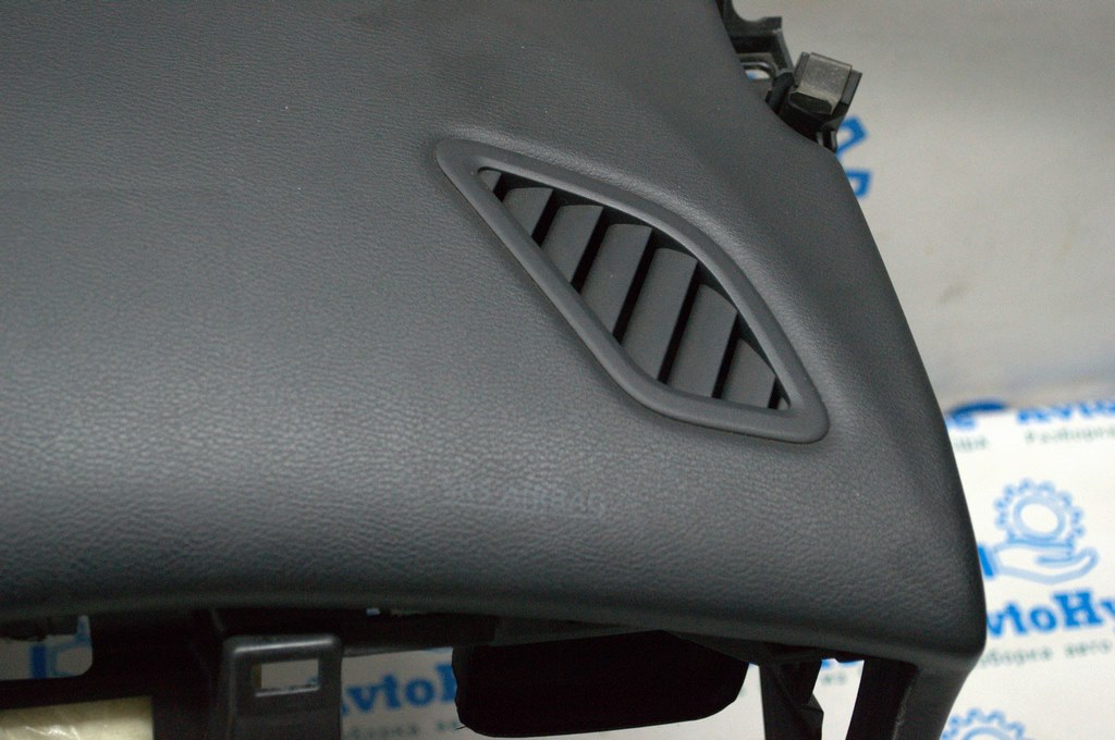 Торпедо передняя панель с AIRBAG Infiniti QX30 17-19 (03) черн, с динамиком Bose — фото 3