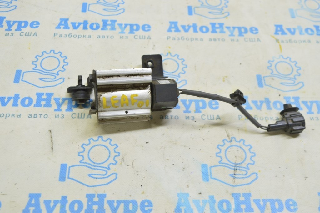 Трехсторонний клапан кондиционера Nissan Leaf 13-17 443310-1200