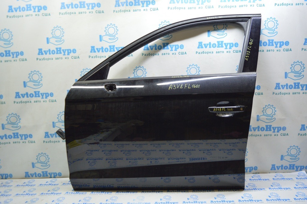 Треугольник двери внешний передний левый Audi A3 8V 15-20 4d, 5d чёрн глянец 8V5-837-637-A-5FQ