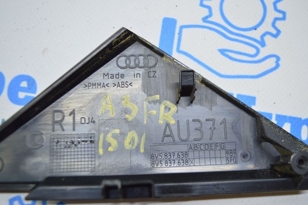 Треугольник двери внешний передний правый Audi A3 8V 15-20 4d, 5d чёрн глянец — фото 2
