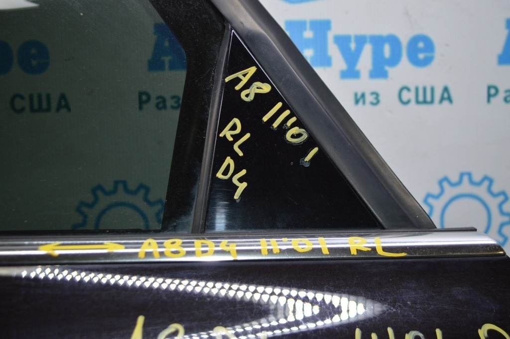 Треугольник глянец двери зад лев Audi A8 D4 10-17