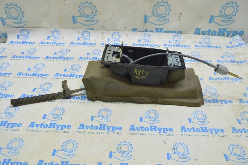 Трос КПП Audi A8 D3 03-09 (01)