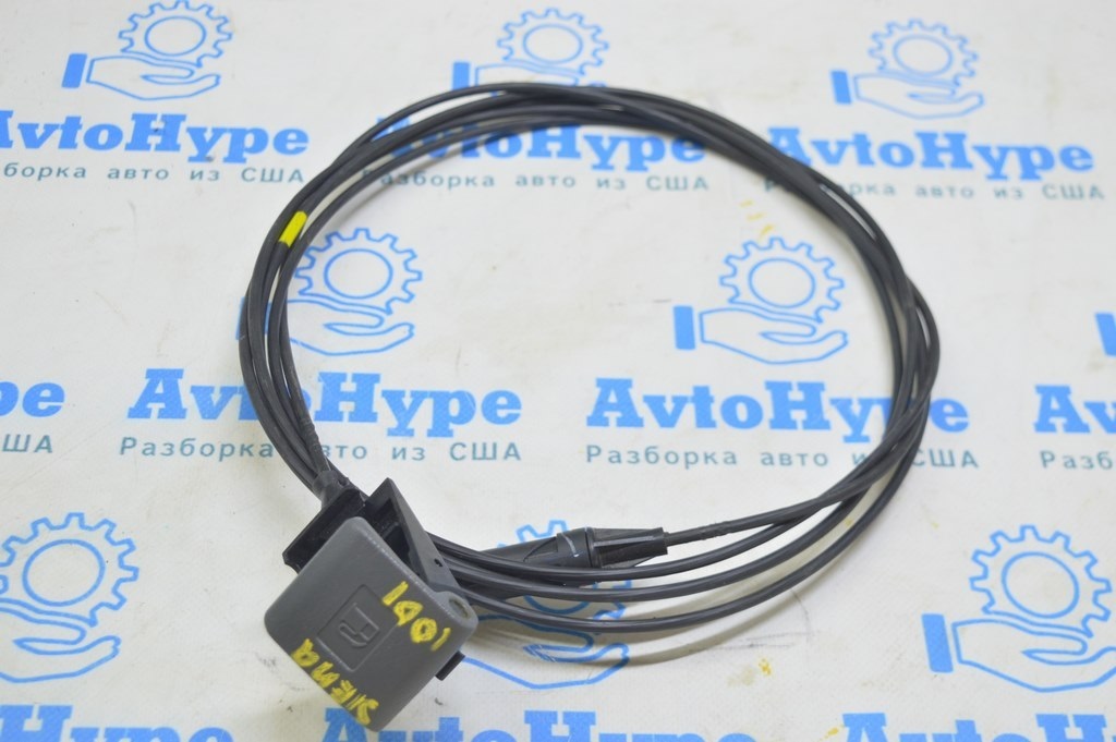 Трос открытия лючка бензобака Toyota Sienna 11-20 (01) Реал М.