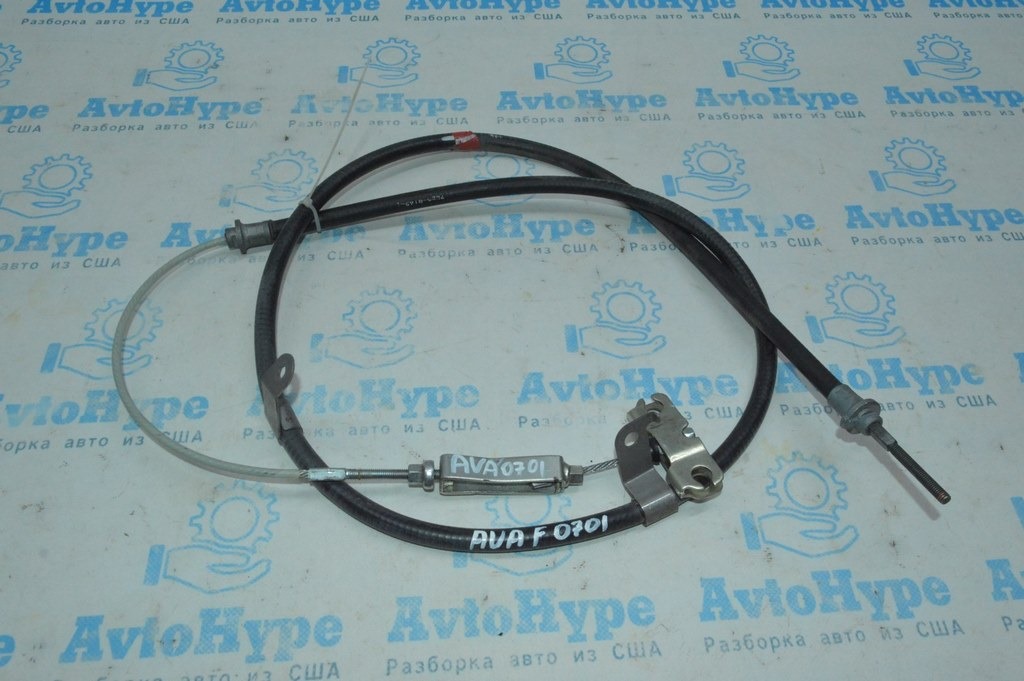 Трос открытия замка капота Toyota Avalon 05-12