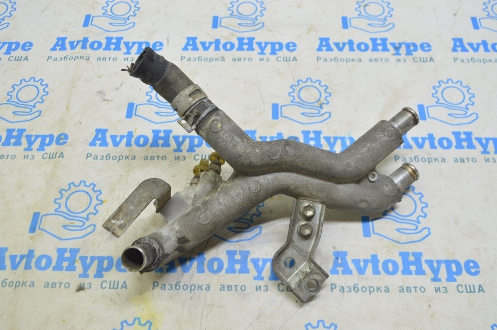 Тройник системы охлаждения Lexus GS300 GS350 GS450h 06-11 с датчиком — фото 3