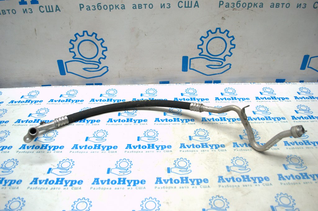 Трубка кондиционера дополнительная Infiniti QX30 17- 924805DB0B (03)