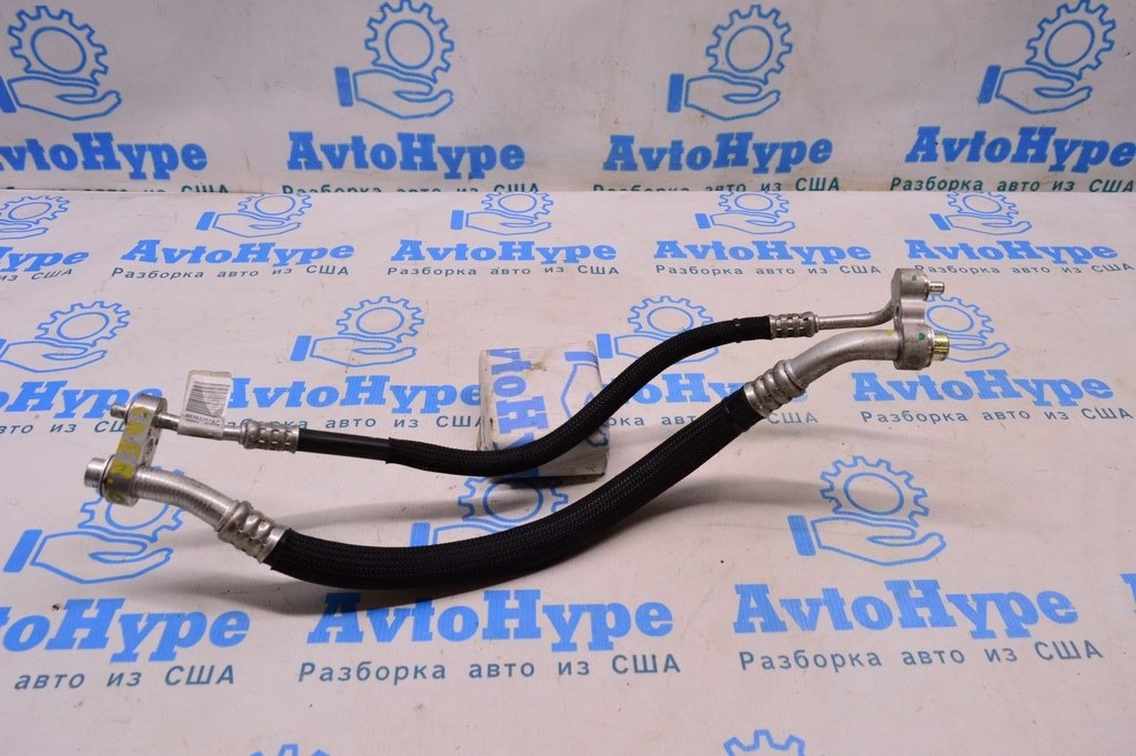 Трубка кондиционера двойная Jeep Cherokee KL 14- 3.2 резина (04)