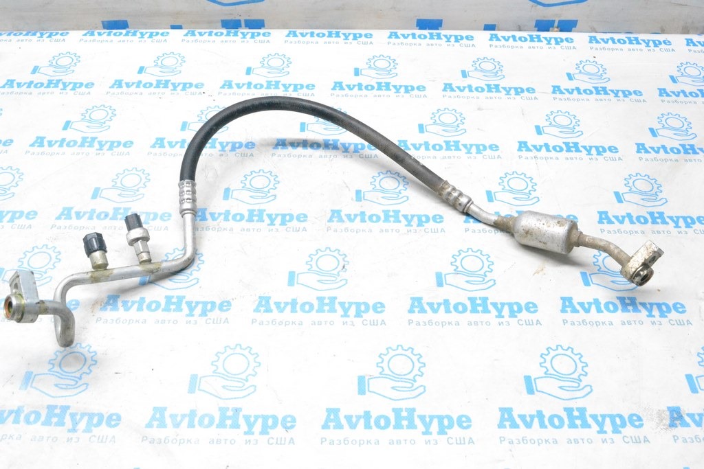 Трубка кондиционера компрессор-печка Ford Mustang mk6 15-17 2.3T (02)