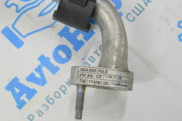 Трубка кондиционера компрессор-печка первая Audi A3 8V 15-20 1.8T, 2.0T (02) — фото 3