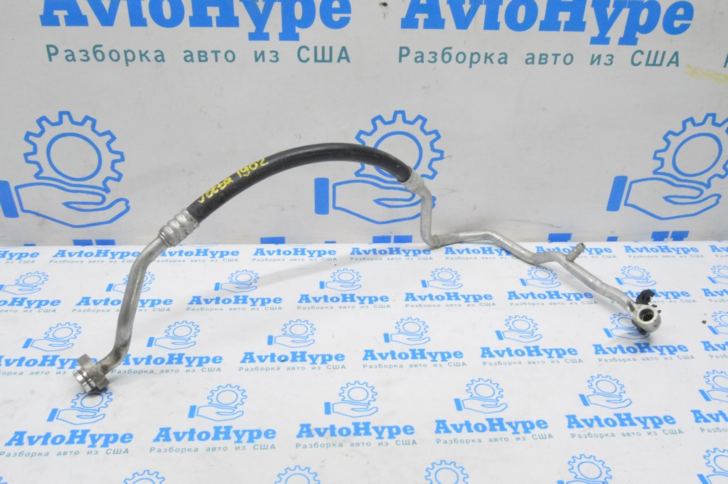 Трубка кондиционера компрессор-печка VW Jetta 19- 1.4T