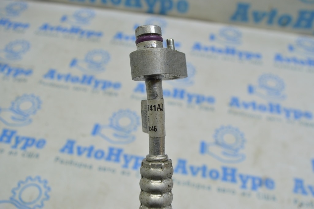 Трубка кондиционера конденсер-печка Audi A4 B9 17- 2.0T — фото 3