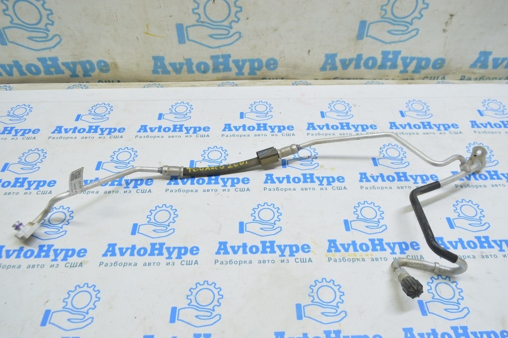Трубка кондиционера VW Touareg 18-
